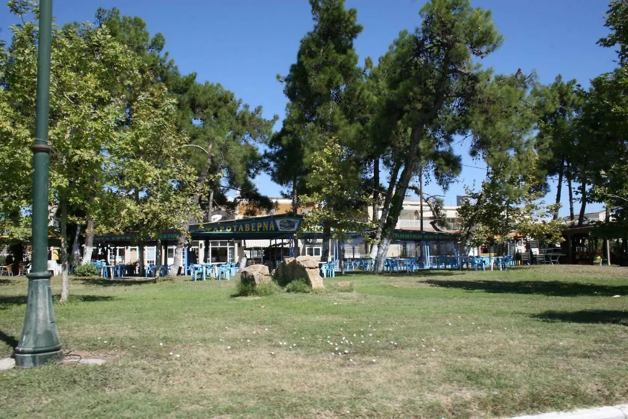 Entire Traditional Apartment At The Sea Nea Plagia Greece