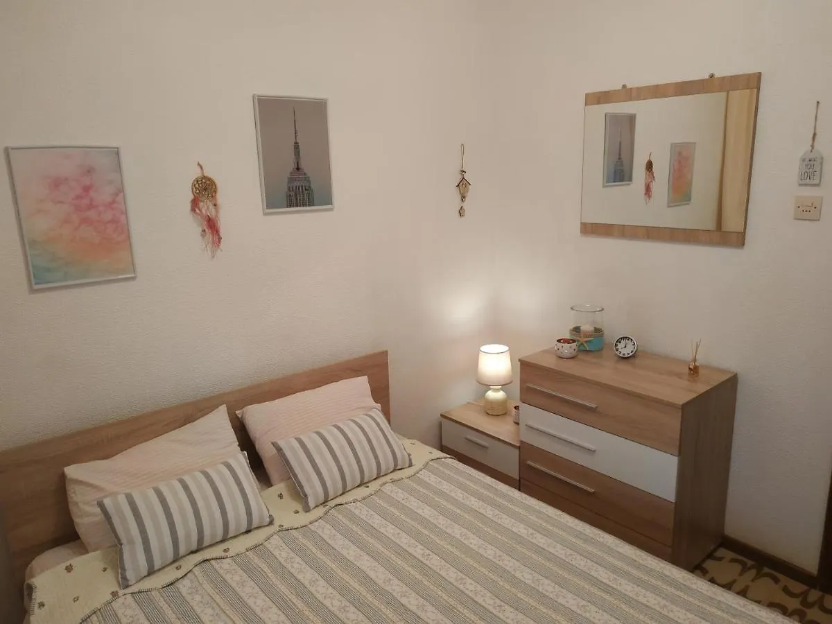 Entire Traditional Apartment At The Sea Nea Plagia Greece