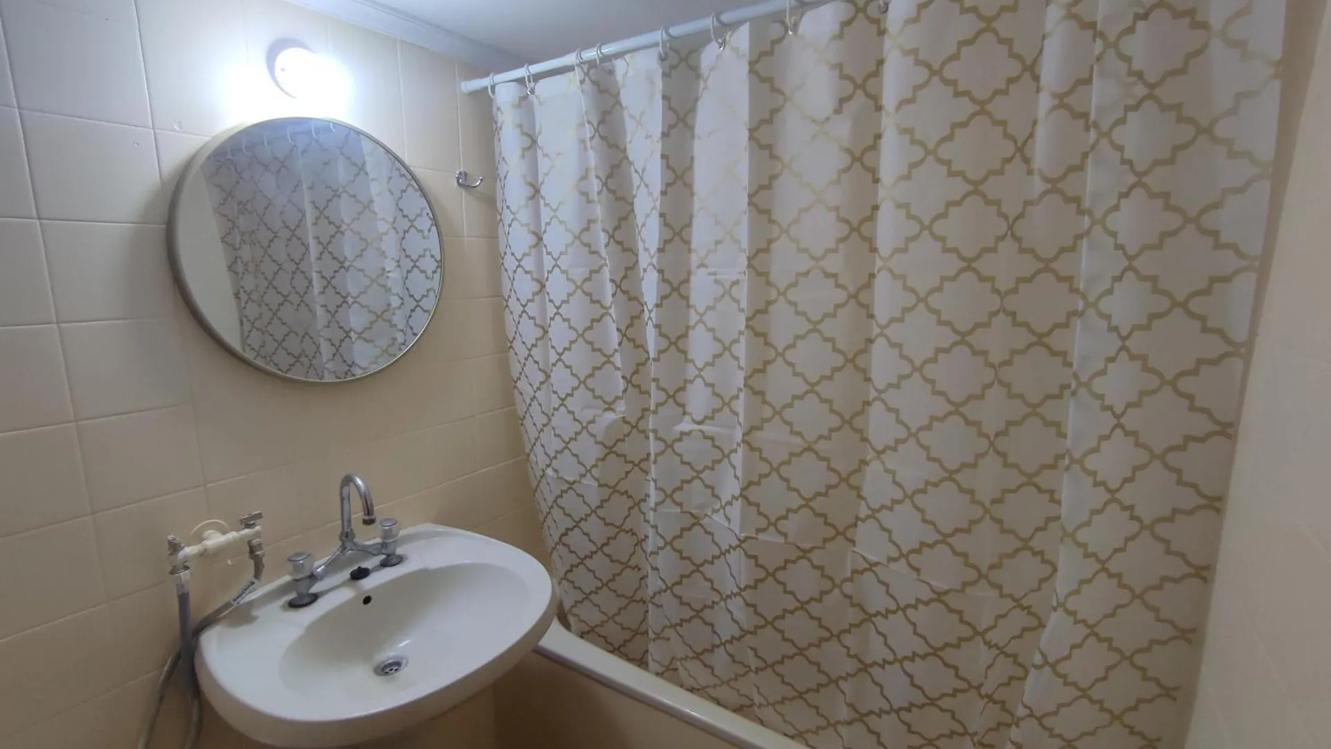 Entire Traditional Apartment At The Sea Nea Plagia
