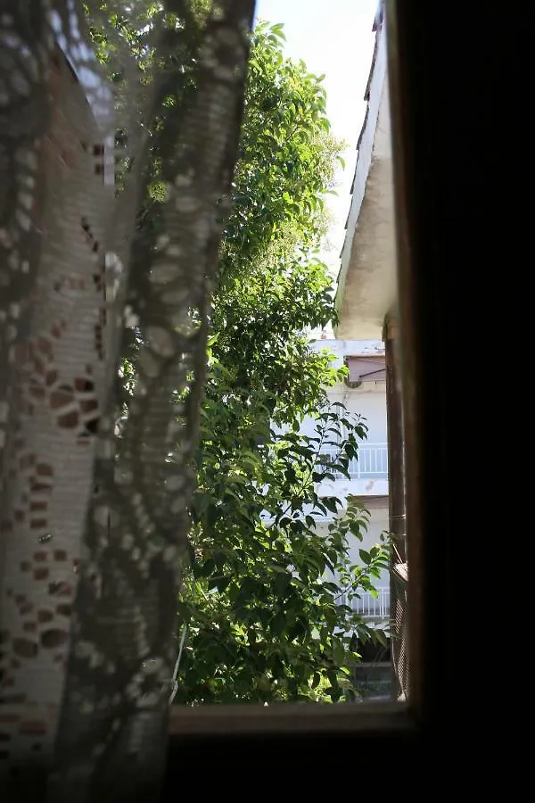 Entire Traditional Apartment At The Sea Nea Plagia